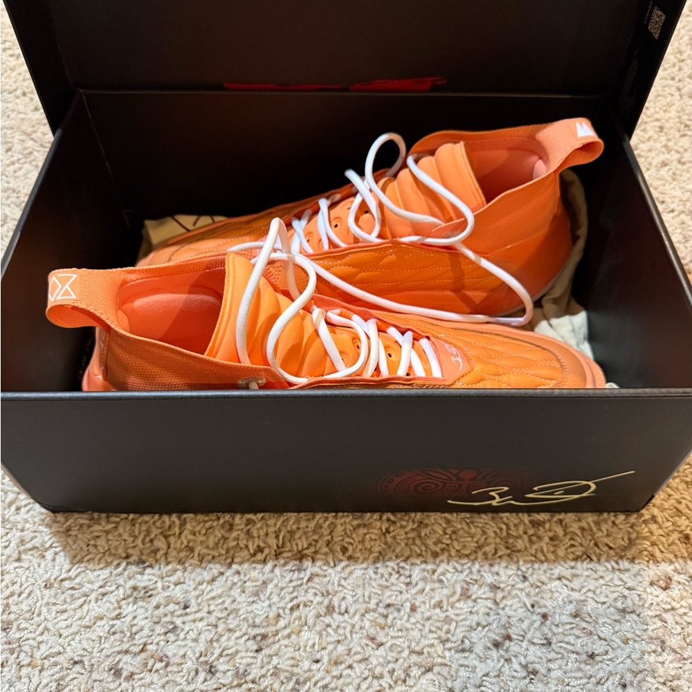 Way of Wade 11 - sunshine state. Size 11